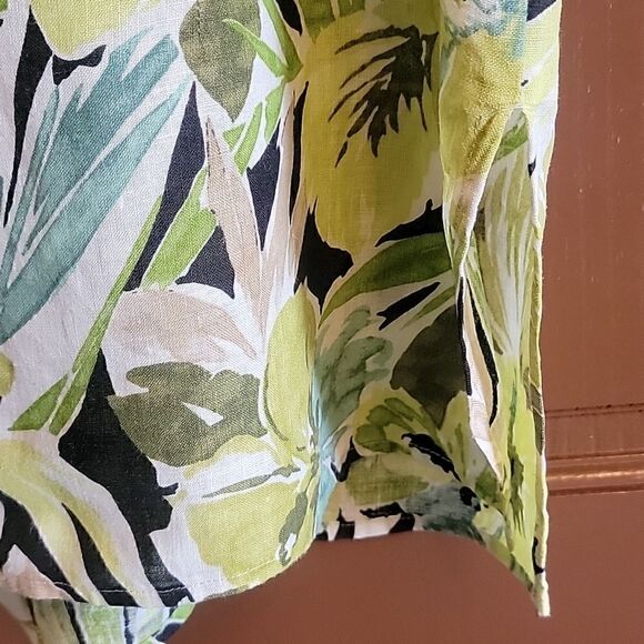 Studio By Liz Claiborne Linen Lime Green print top Size L. - Picture 5 of 5